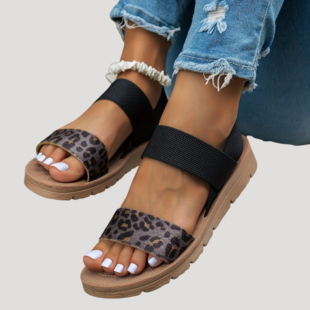 Women’s Leopard Print Flat Sandals
