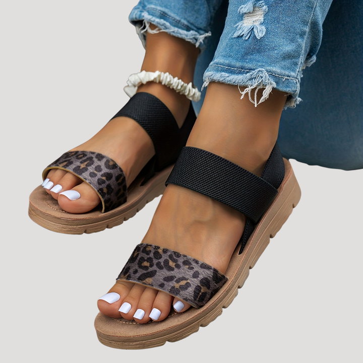 Women’s Leopard Print Flat Sandals