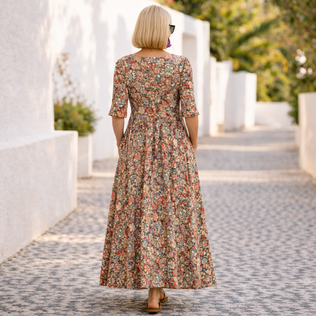 Floral summer dress with V-neck and 3/4 sleeves, back view, red and green print