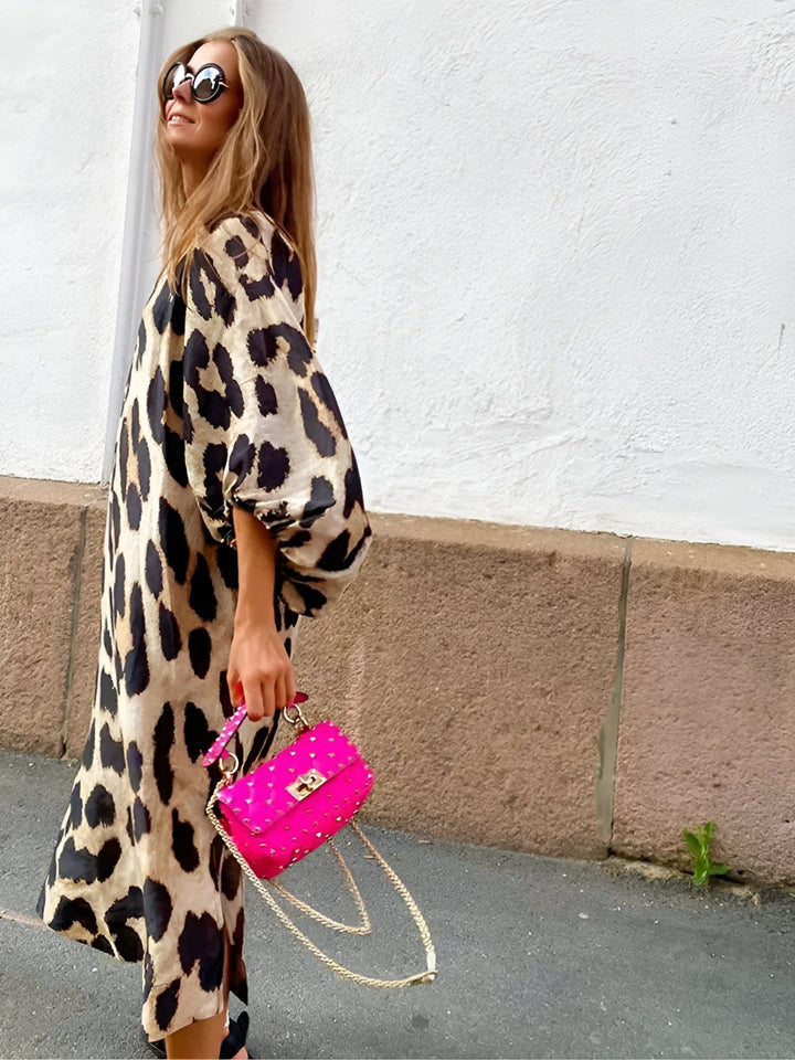 Leopard print midi dress with V-neck and long sleeves