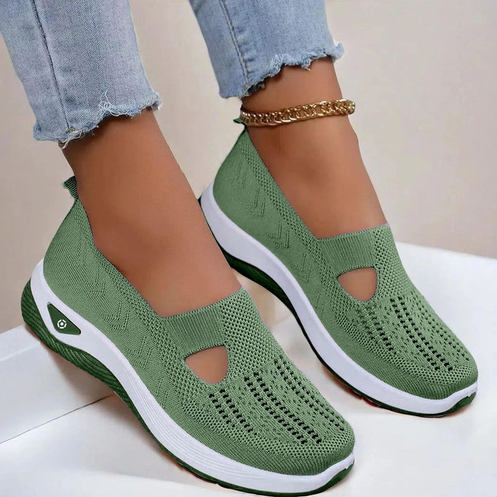 Women’s non-slip mesh slip-on trainers in army green with white sole