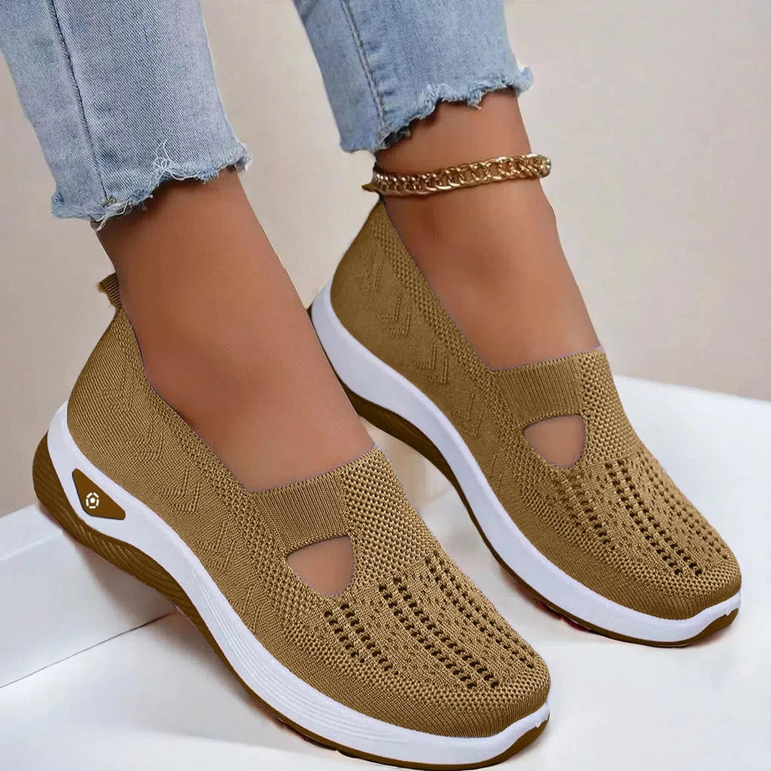 Women’s non-slip mesh slip-on trainers in coffee brown with white sole