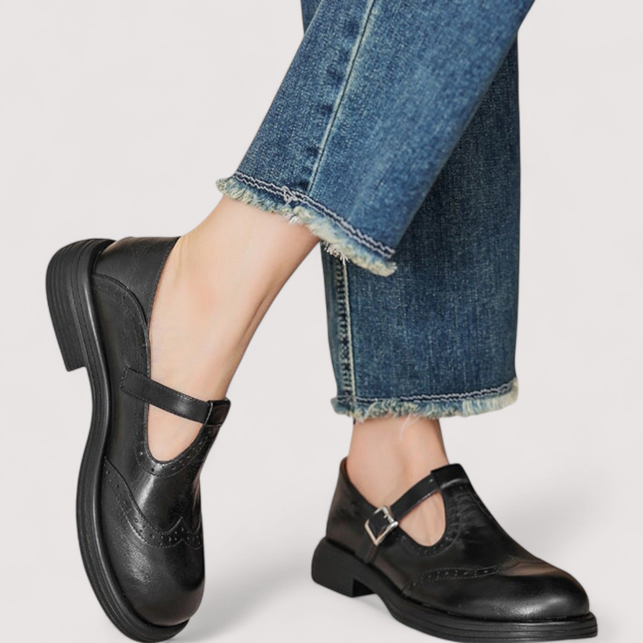 Black / 9